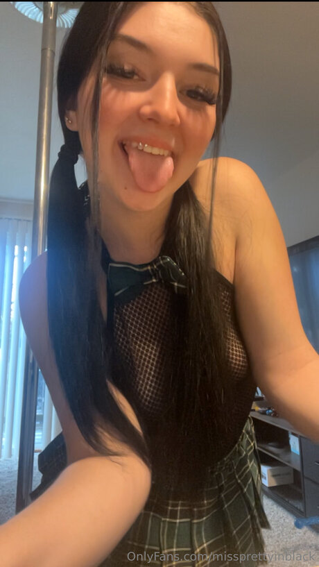 Missprettyinblack xxx model photos