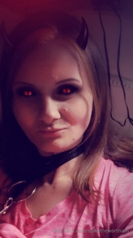 Spikette model erotic photo