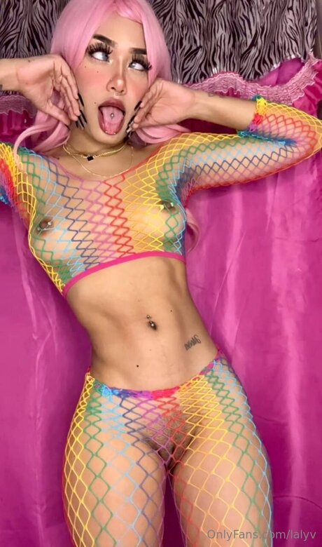 Lalyv free pornstar photos
