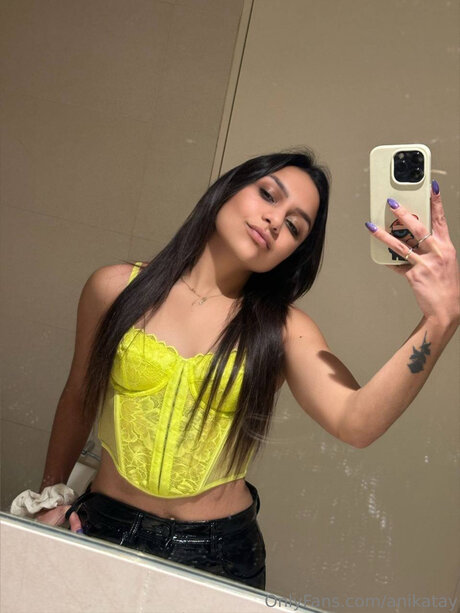 Anikatay pretty actress img