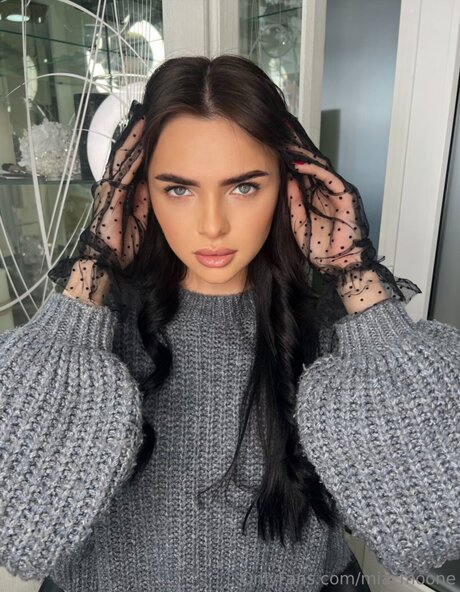 Mia Moone model free archive