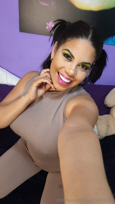 Keshaortegavip naked star photos