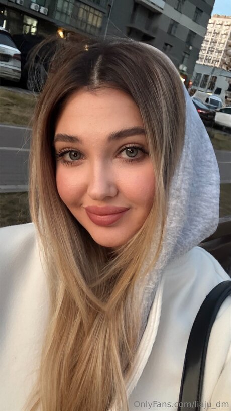 Liaju Dm naked star galleries