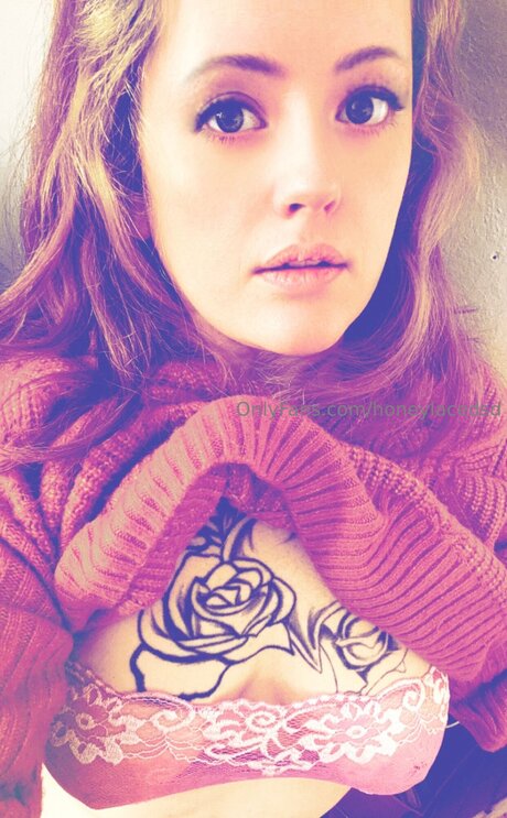 Honeylacedsd model nude photos