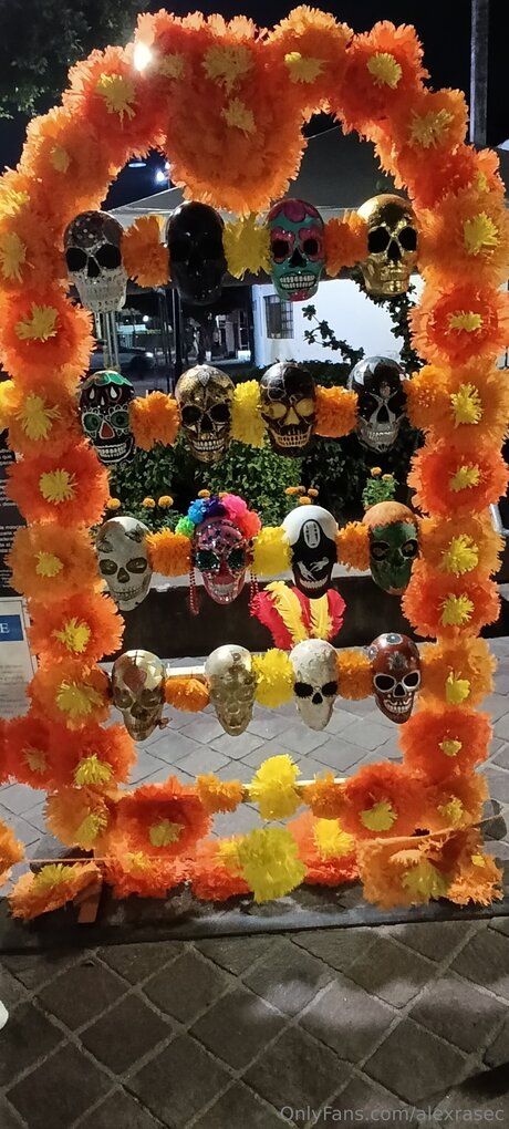 arab couple onlyfans erotic picture