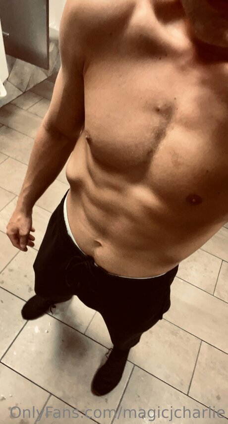 Magicjcharlie model porn gallery