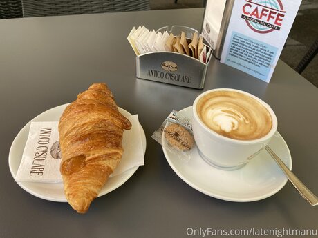 Bandwmanu nudes model img