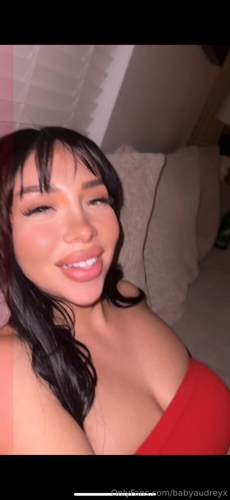 Babyaudreyx model perfect pictures