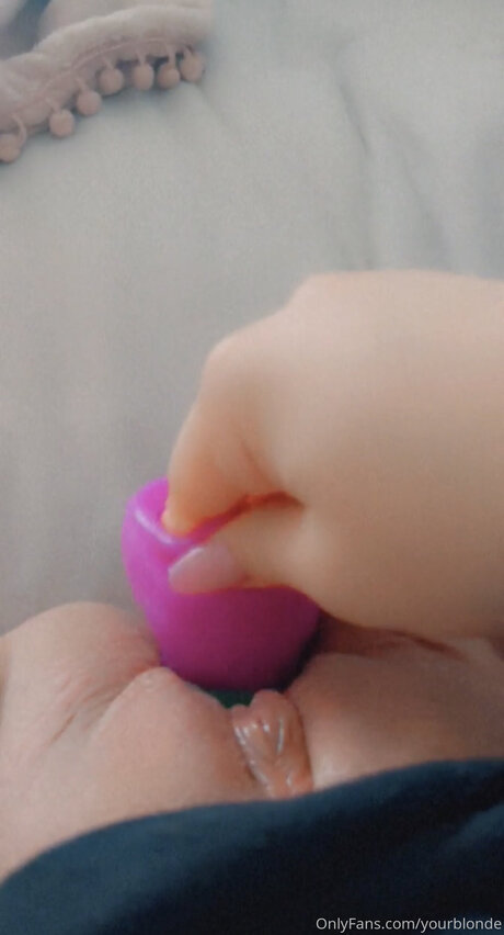 Yourblonde naked model galleries