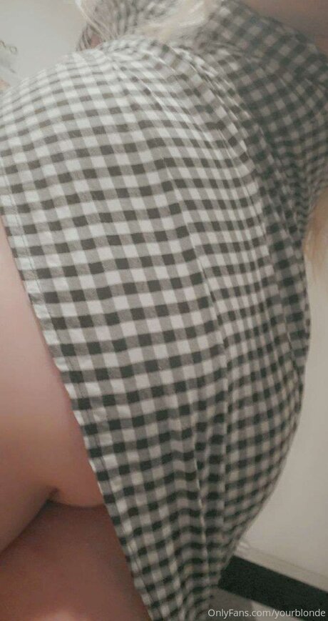 Yourblonde high quality pornstar image