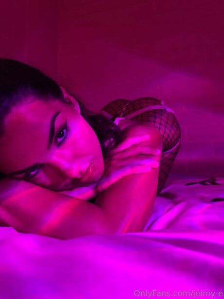 Jeimy E sex model img