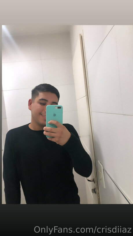 Crisdiiaz erotic pornstar photo