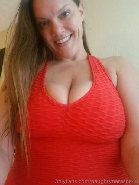 Naughtynatasha4u pornstar free photo