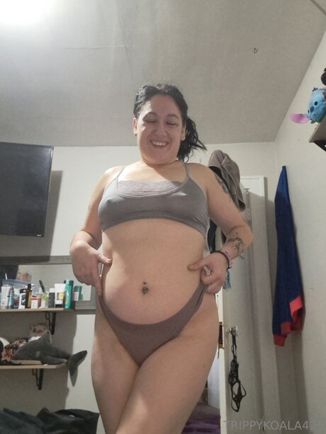 Trippykoala425 hd actress pic