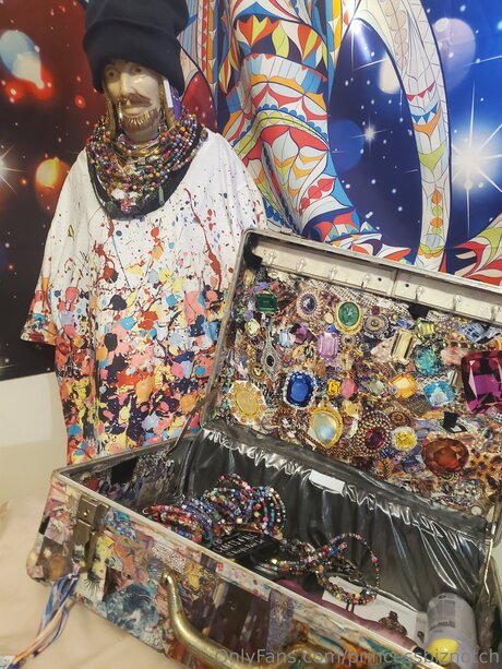 asian twink onlyfans top pic