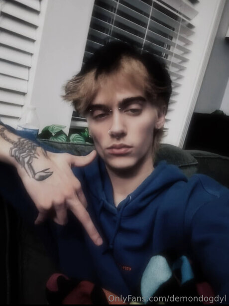 Demondogdyl hot actress gallery