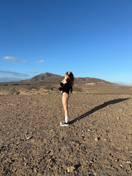 Va Ness A sex model pics