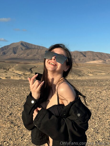 Va Ness A hot model image