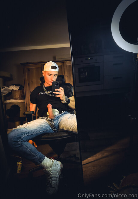 Nicco Top model xxx gallery