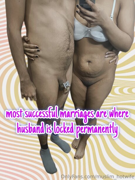 Muslim Hotwife xxx model pics