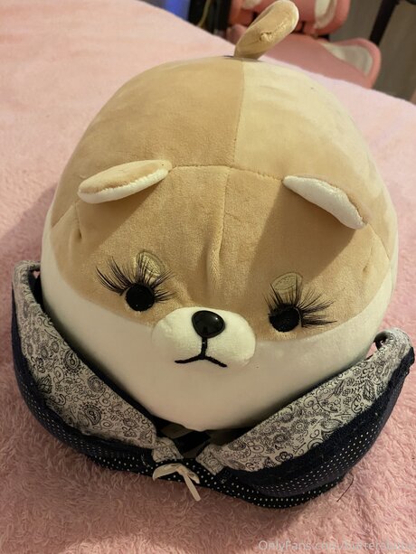 Zaykap model naked photos