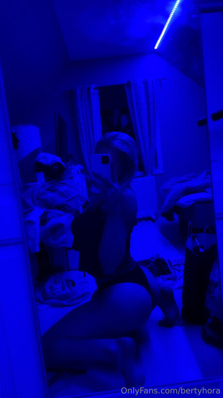 Bertyhora free actress pic