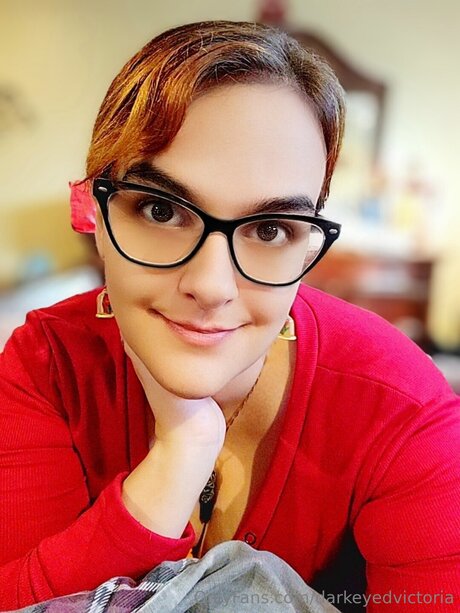 Darkeyedvictoria art model picture