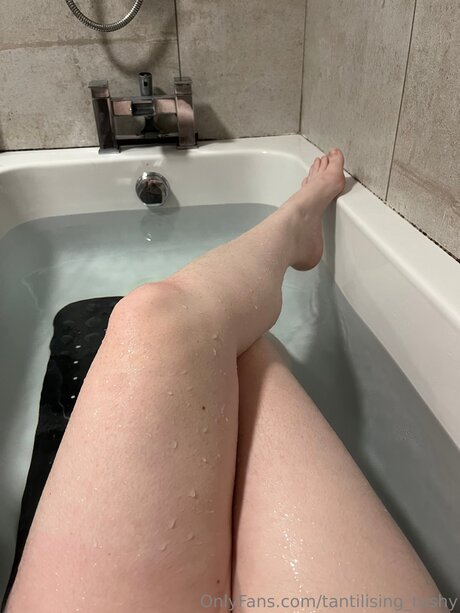 Tantilising Tushy model art archive