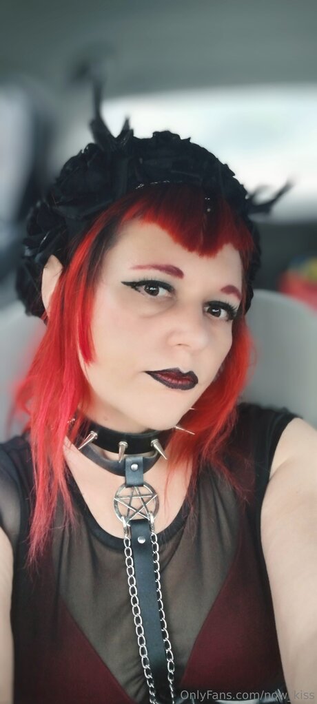 Now Kiss perfect pornstar photo