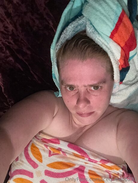 Icequeen6235 pornographic actress image