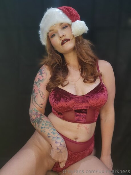 Luxindarkness top model pic