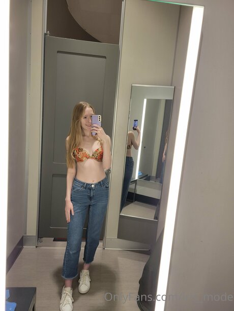 Thebunnyiris free star img