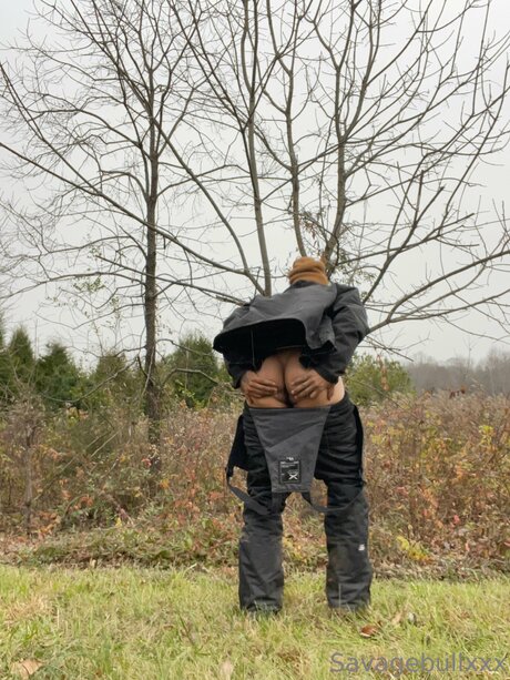 Savagebullxxxfree model image