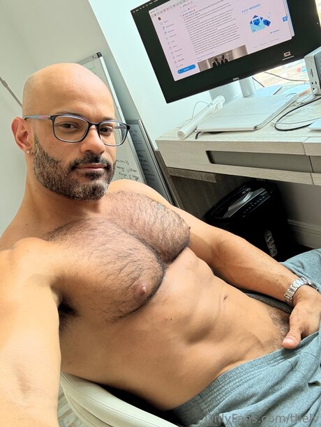 Thelv free pornstar pics