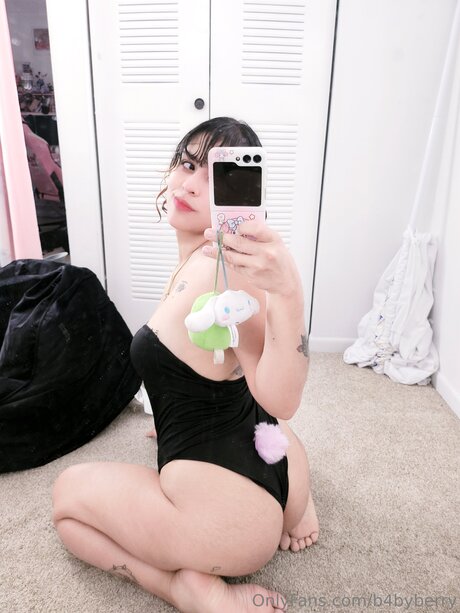 B4byberry nudes model pic