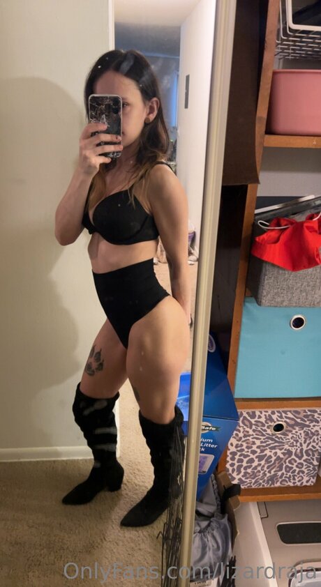 stepdaughter onlyfans free xxx pics