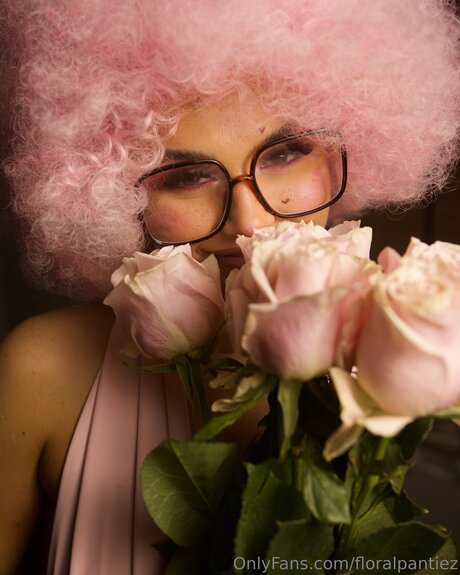 Floralpantiez beautiful model pictures