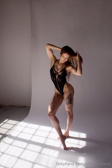 Oliviaballard star photo