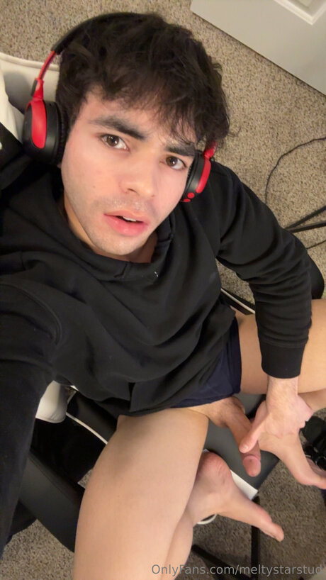 Meltystarstud exclusive star picture