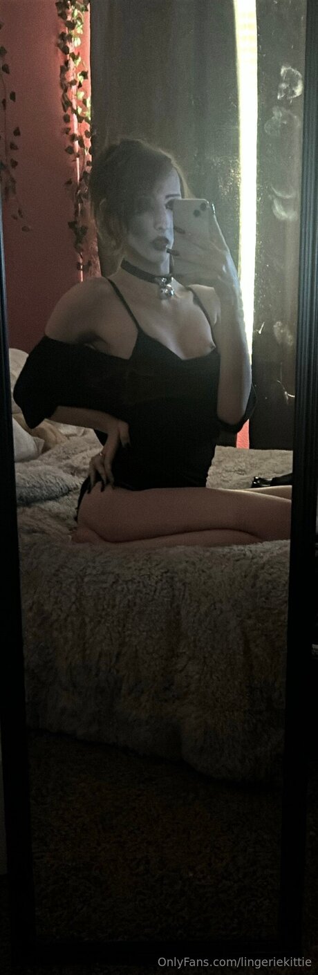 Lingeriekittie model sex galleries