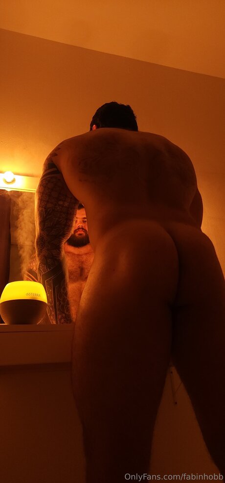 Fabinhobb nude star pic