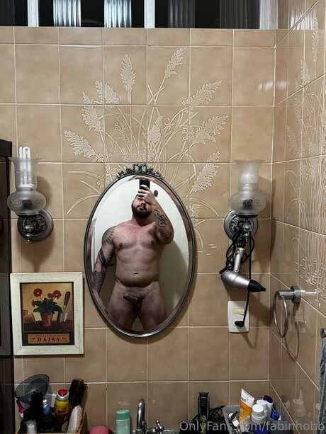 Fabinhobb model nude archive