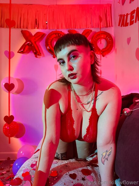 Kikiwflower star nudes pictures