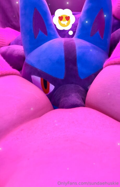 Sundaehuskie pornstar perfect gallery