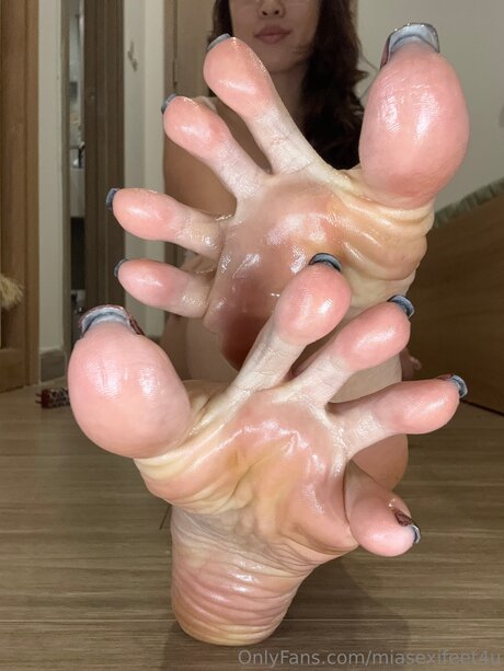 Miasexifeet4u sex model galleries