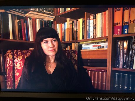 Datguymiky pornstar adult pic