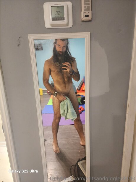 Critsandgiggles4490 star nudes pics