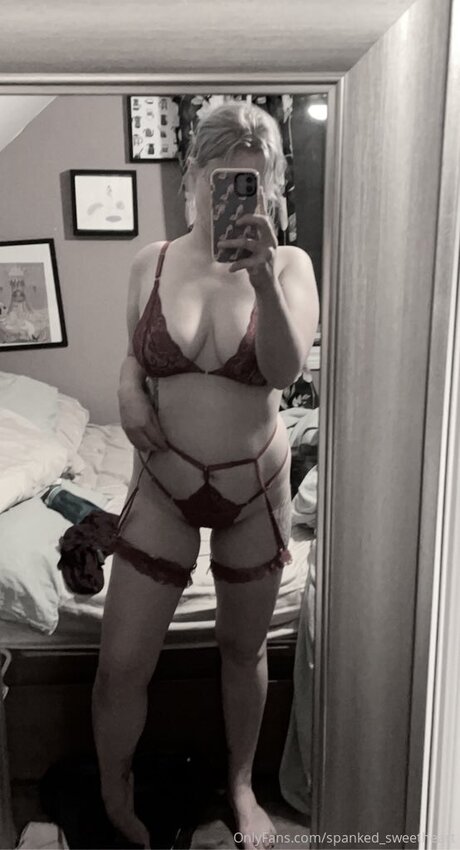 Spanked Sweetheart free star photo