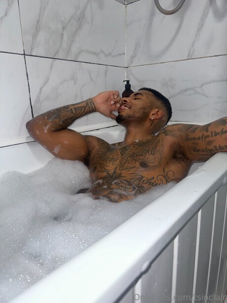 Tsinclair pornstar pic