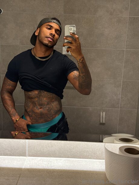 Tsinclair star pretty pic